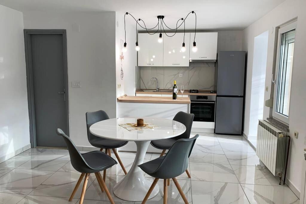 New Apartment Ema I Đảo Krk Ngoại thất bức ảnh