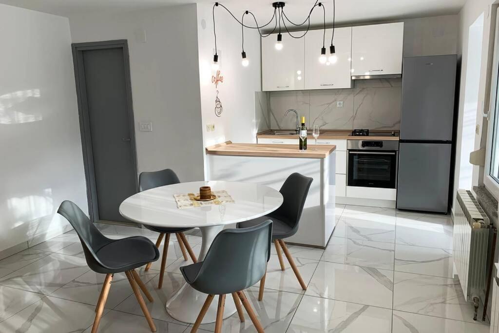 New Apartment Ema I Đảo Krk Ngoại thất bức ảnh